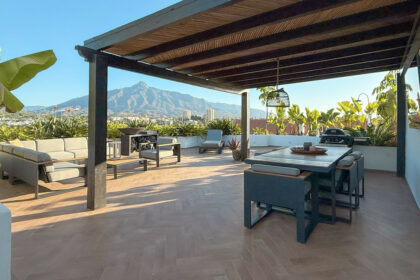 313c1d34d059acb0a8aa96cbd85313ed - 24