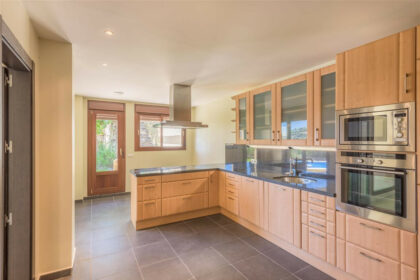 313fb59d78ff82ffbefd76f0222d6140 - 5