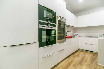 330f9d18aef19367fcce0f844764a7e8 - 10