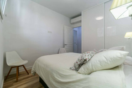 330f9d18aef19367fcce0f844764a7e8 - 15