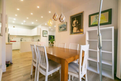 330f9d18aef19367fcce0f844764a7e8 - 4