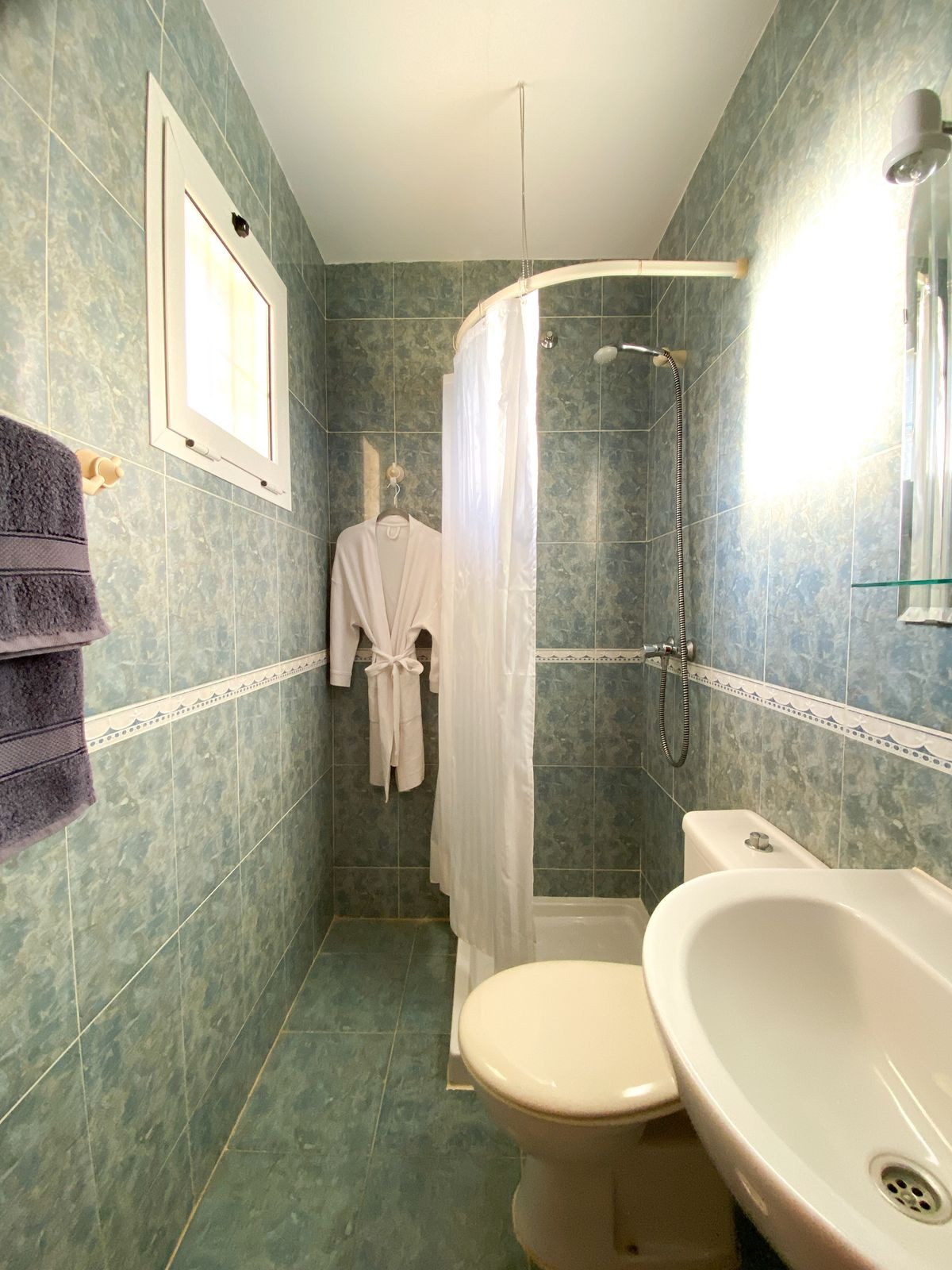 333444af029d356141354985b3965d2f - 10