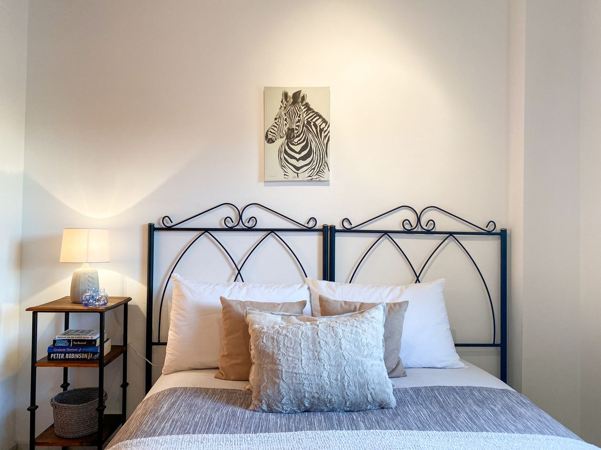 333444af029d356141354985b3965d2f - 12