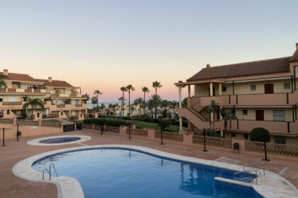 333444af029d356141354985b3965d2f - 14