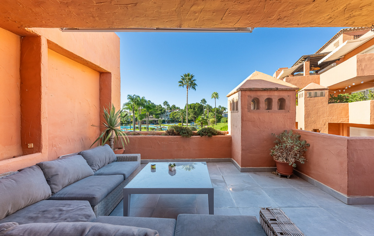 335522fd8a8a99e1ff310fa371f6031b - 22