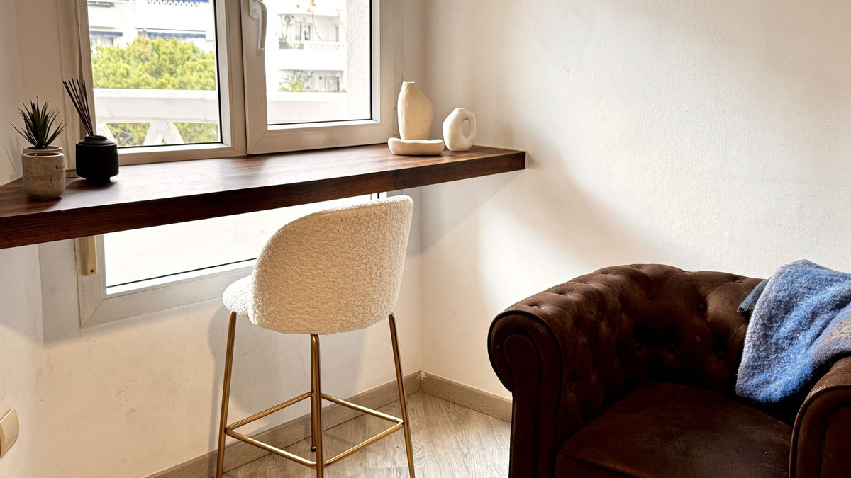 335e8c9b771f051dc787b9e6e781c119 - 14