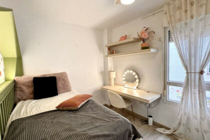 335e8c9b771f051dc787b9e6e781c119 - 21