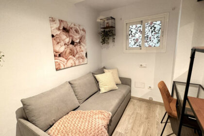 335e8c9b771f051dc787b9e6e781c119 - 24