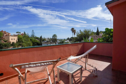 34911dcb077f5e42d8dbb586b351d530 - 10