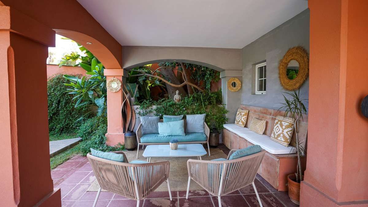 34911dcb077f5e42d8dbb586b351d530 - 2