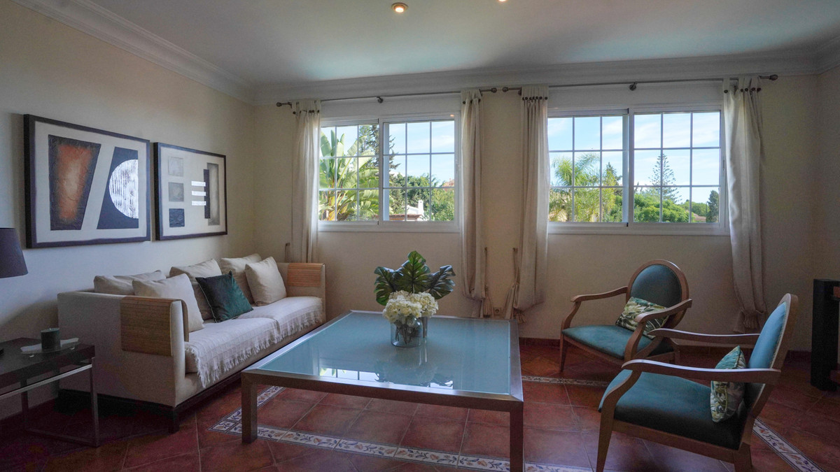 34911dcb077f5e42d8dbb586b351d530 - 20