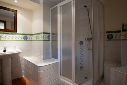 34911dcb077f5e42d8dbb586b351d530 - 30