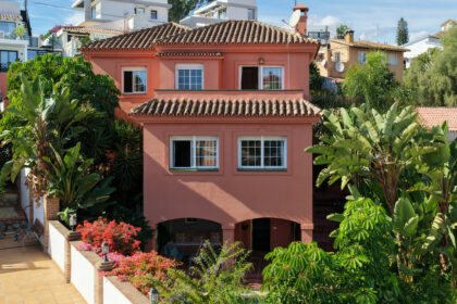 34911dcb077f5e42d8dbb586b351d530 - 41