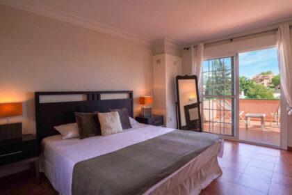 34911dcb077f5e42d8dbb586b351d530 - 9