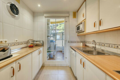 349410a907d4ca1f1da4cca26f05ae94 - 10