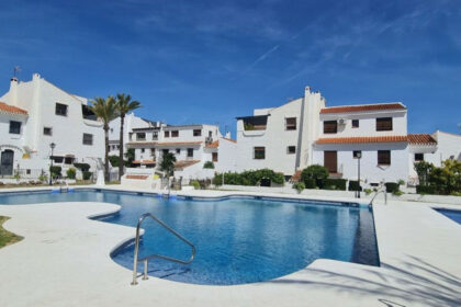 355f7308892b7ec6f3f836233c9781c1 - 20