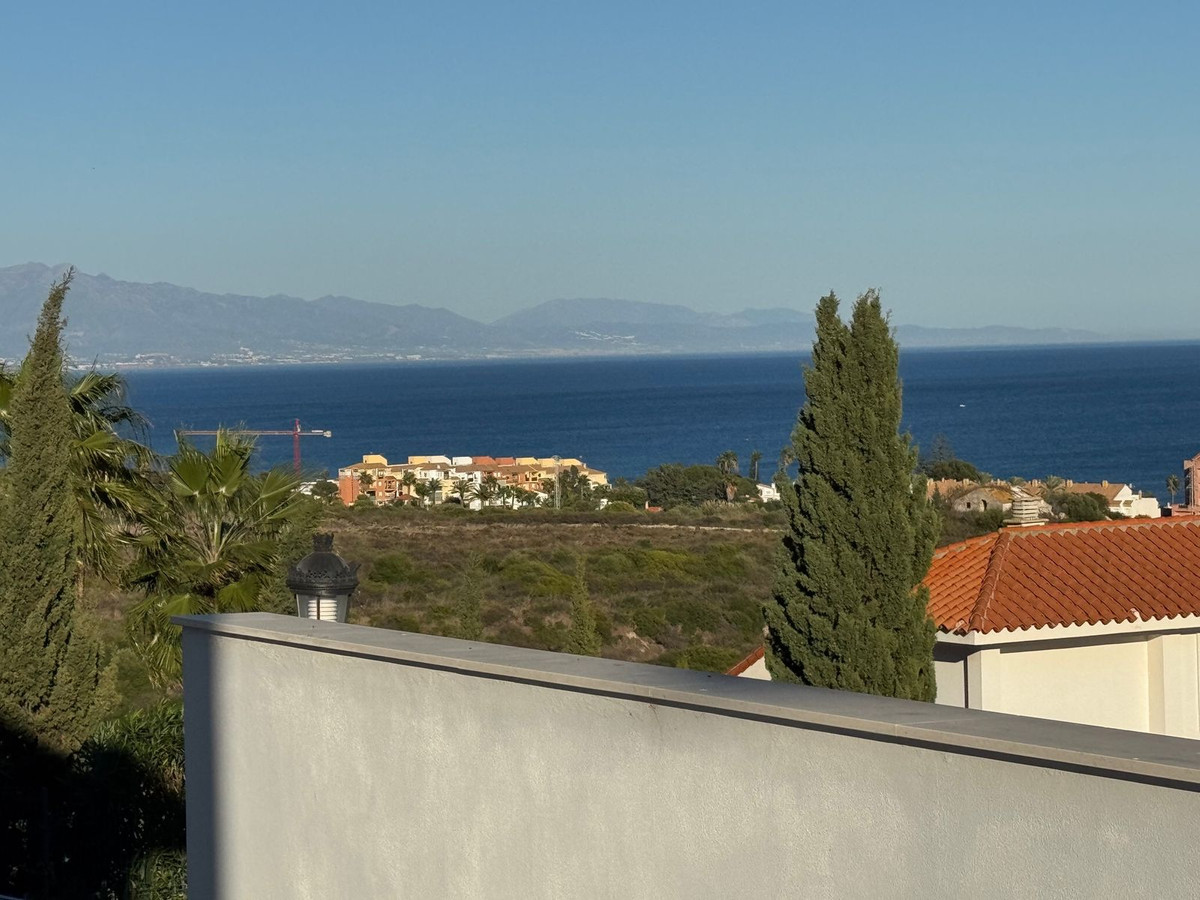 35f3bfacf329bd6e6a15d6a1c5f3e96d - 1