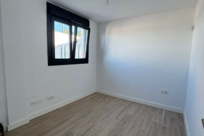 35f3bfacf329bd6e6a15d6a1c5f3e96d - 11