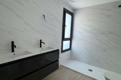 35f3bfacf329bd6e6a15d6a1c5f3e96d - 18