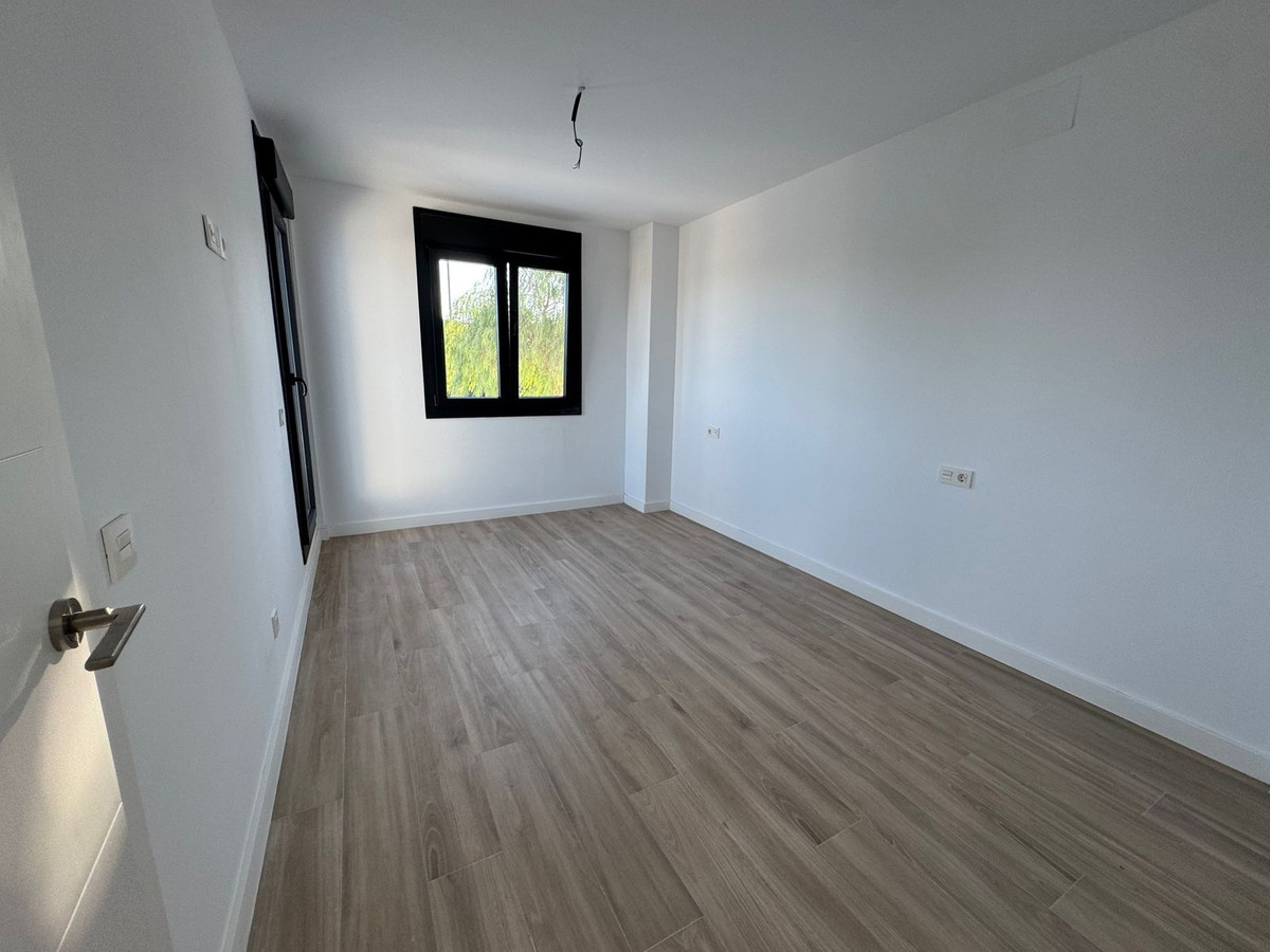 35f3bfacf329bd6e6a15d6a1c5f3e96d - 22