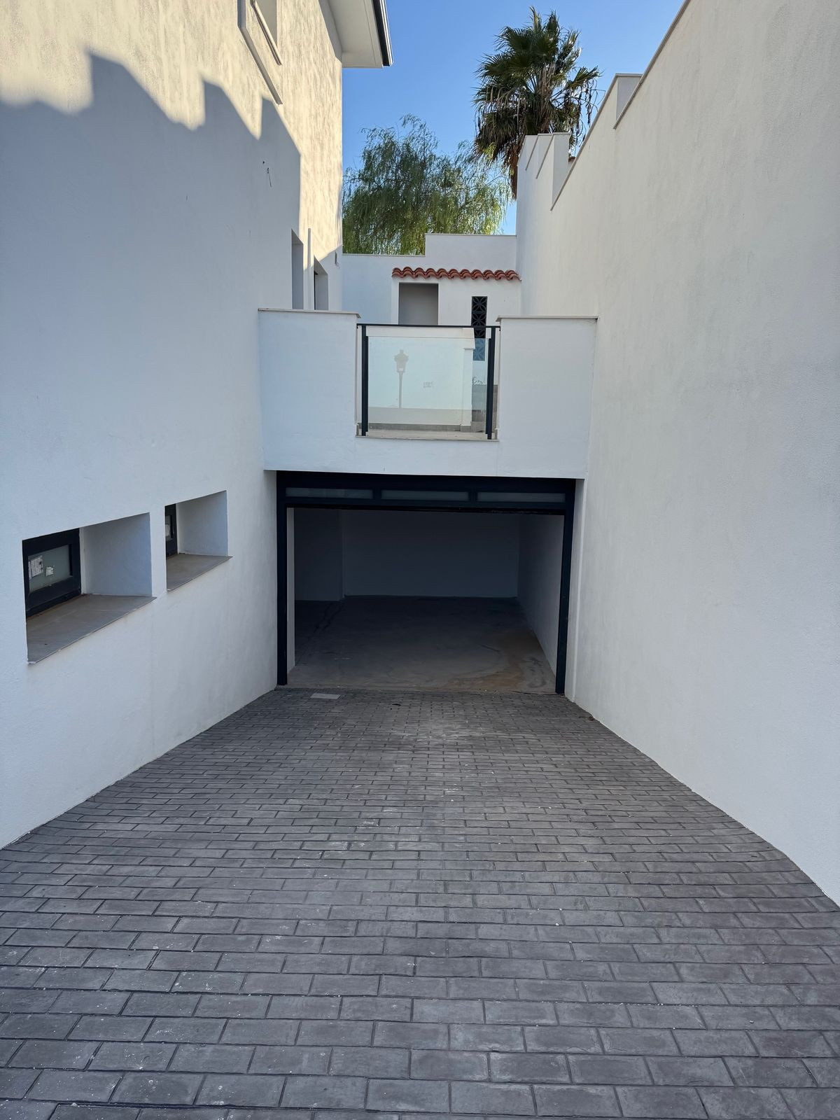 35f3bfacf329bd6e6a15d6a1c5f3e96d - 8