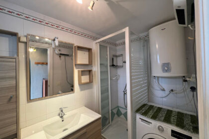 362d168c0256b72a965eab5a5eac0b24 - 12