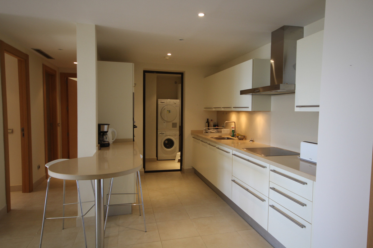 364be8b86f76f32b1bdece88f9eba81b - 15