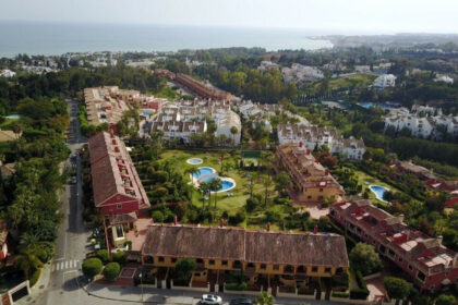 36a01f8fc4e1a4e1296c3bf5e895dad8 - 47