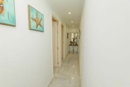 36c20337de9ff97b0636e8149559daa9 - 27