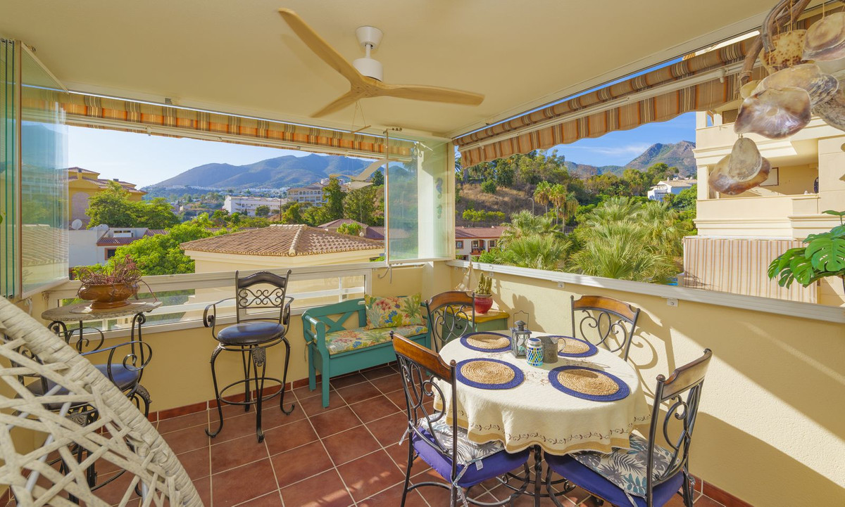 36c20337de9ff97b0636e8149559daa9 - 3