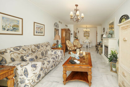 36c20337de9ff97b0636e8149559daa9 - 4