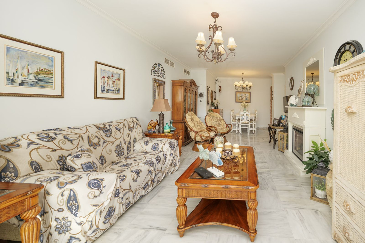 36c20337de9ff97b0636e8149559daa9 - 4