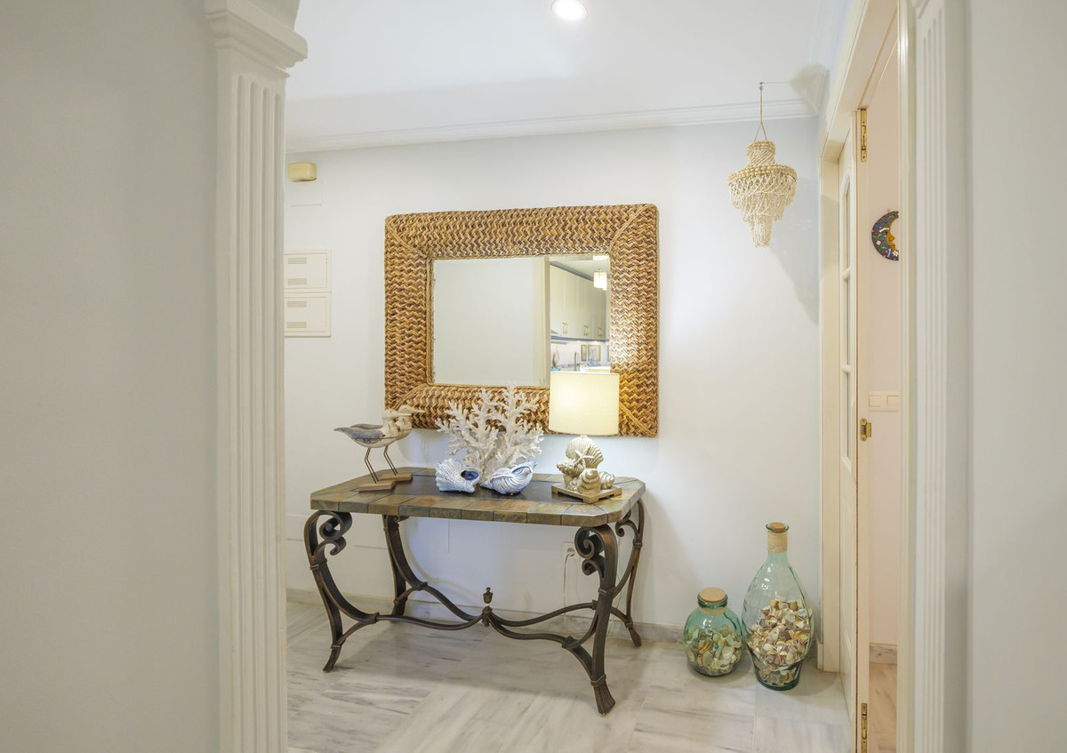 36c20337de9ff97b0636e8149559daa9 - 9