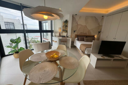 37a00398edc5d309f33f1ff2e3be995c - 3