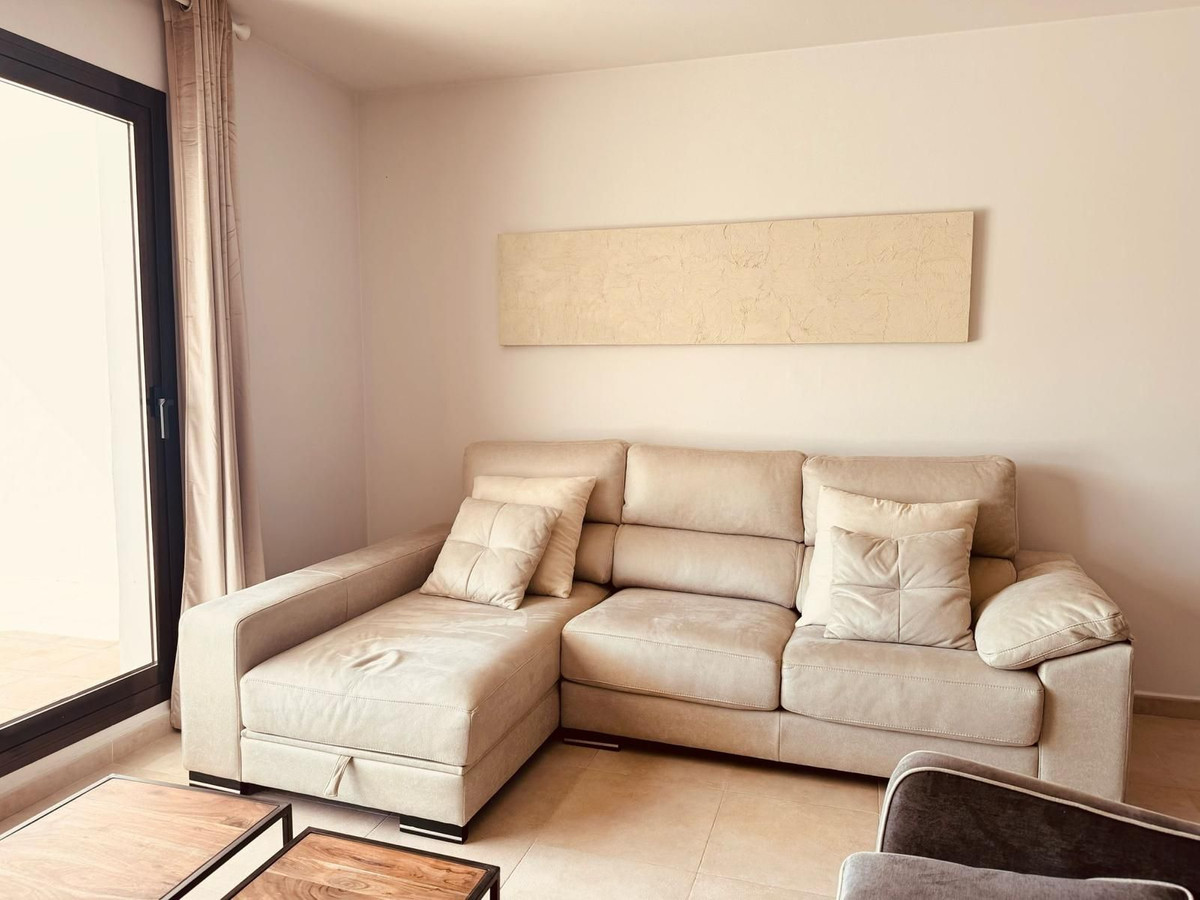 37cce822ce5d71ff34d10f7abde8229f - 24