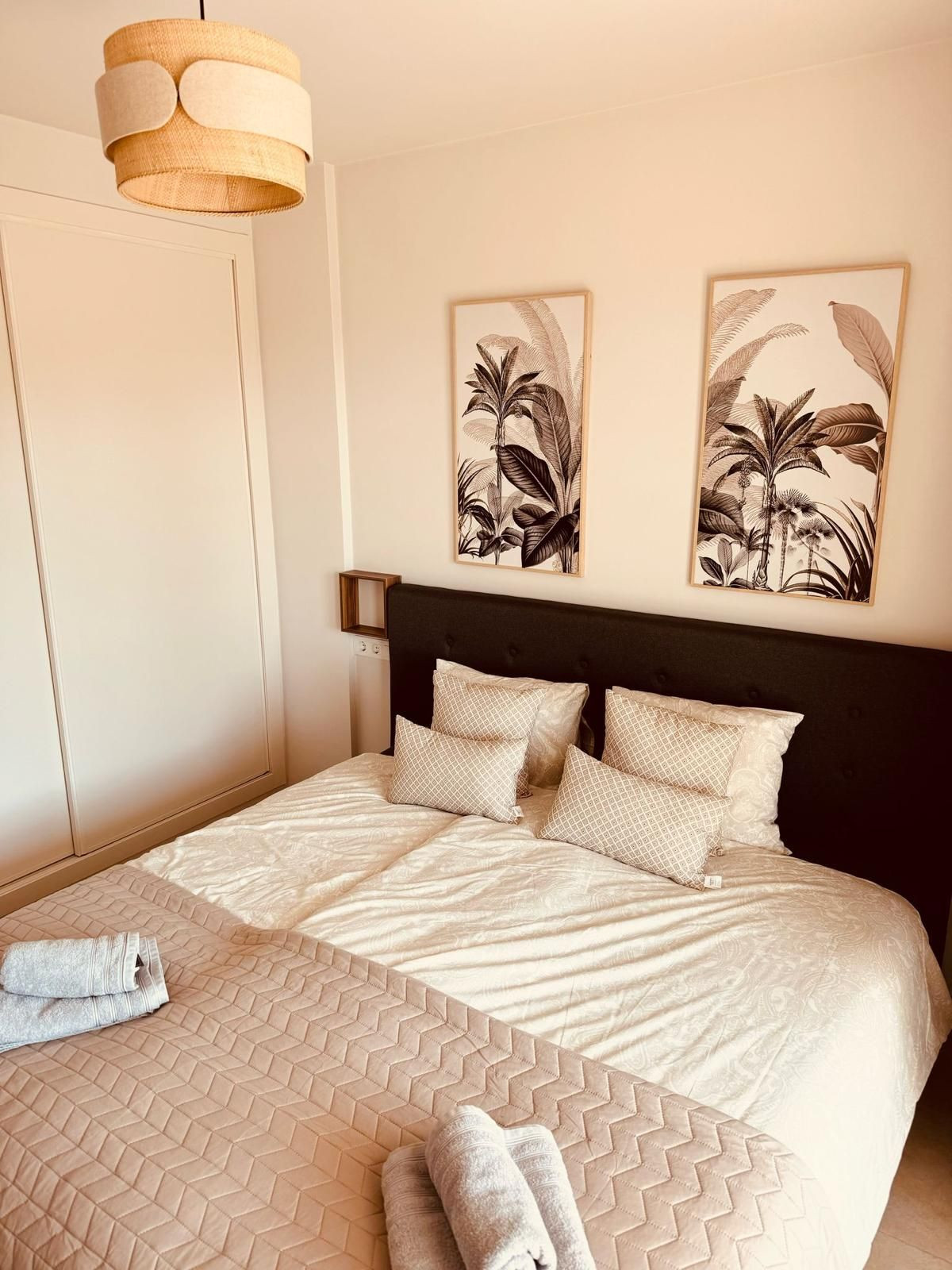 37cce822ce5d71ff34d10f7abde8229f - 27