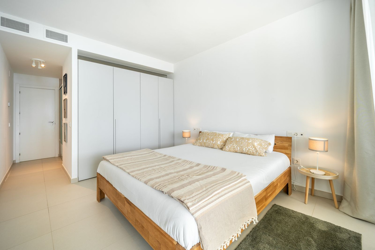 38c4e072bf6cae0d87e23fb1937e59da - 12