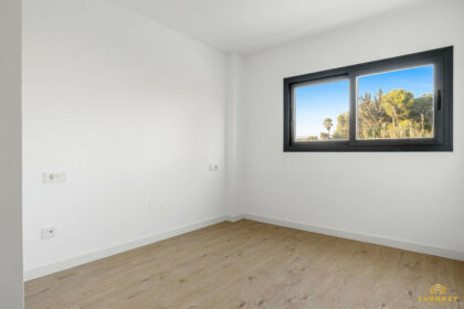 38e887c0168027dc9f42b43d3561f658 - 14