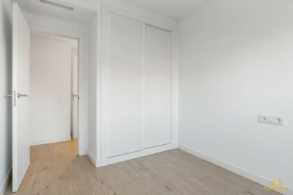 38e887c0168027dc9f42b43d3561f658 - 20