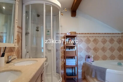 39824750185d6d93d2b53dd8ad134838 - 34