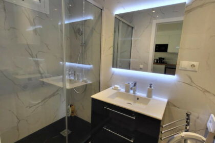 3992534ac118953c43b3a15c4cc8395e - 18