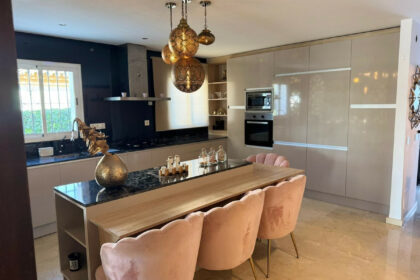 39b8ceaab7fa928c40bffccfdd3f0b11 - 12