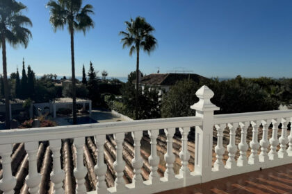 39b8ceaab7fa928c40bffccfdd3f0b11 - 23