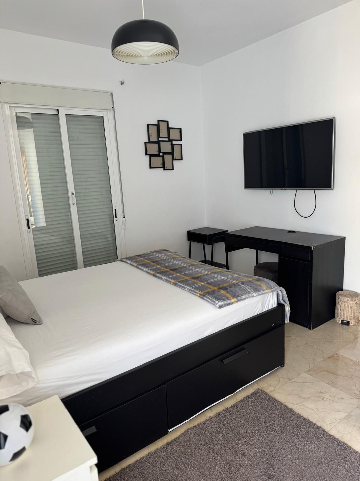 39b8ceaab7fa928c40bffccfdd3f0b11 - 25