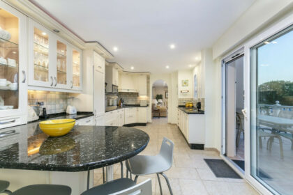 39de033e5b29ef2c1ef5b85dc0b36f4a - 23