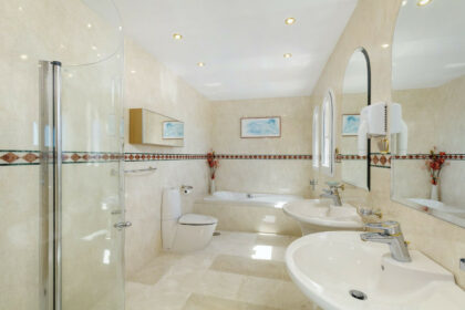 39de033e5b29ef2c1ef5b85dc0b36f4a - 29