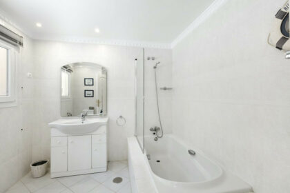 39de033e5b29ef2c1ef5b85dc0b36f4a - 32