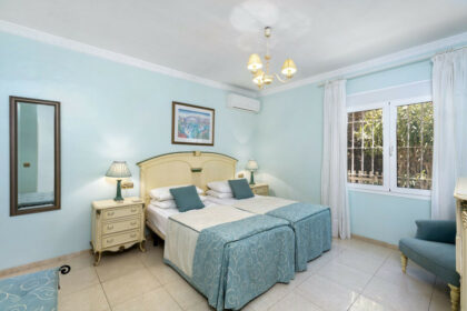 39de033e5b29ef2c1ef5b85dc0b36f4a - 33