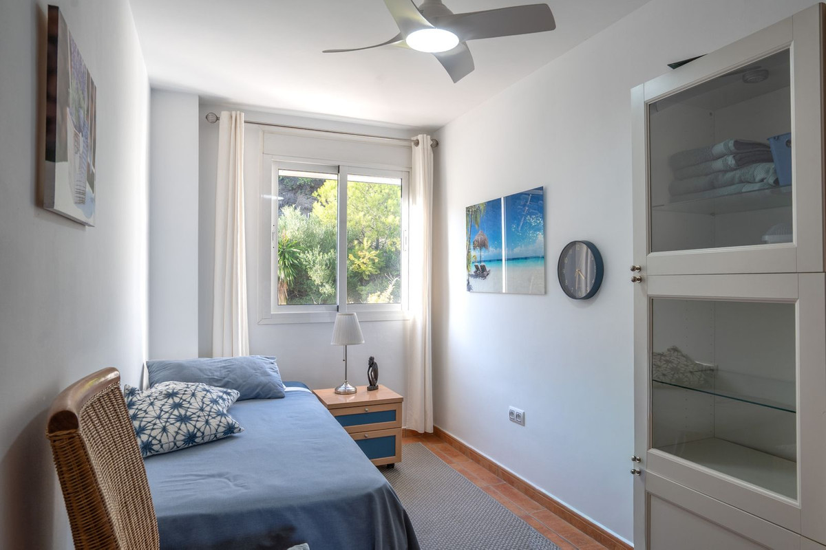 3a1186ecf9d5ec4b146ee03c883ae90d - 10