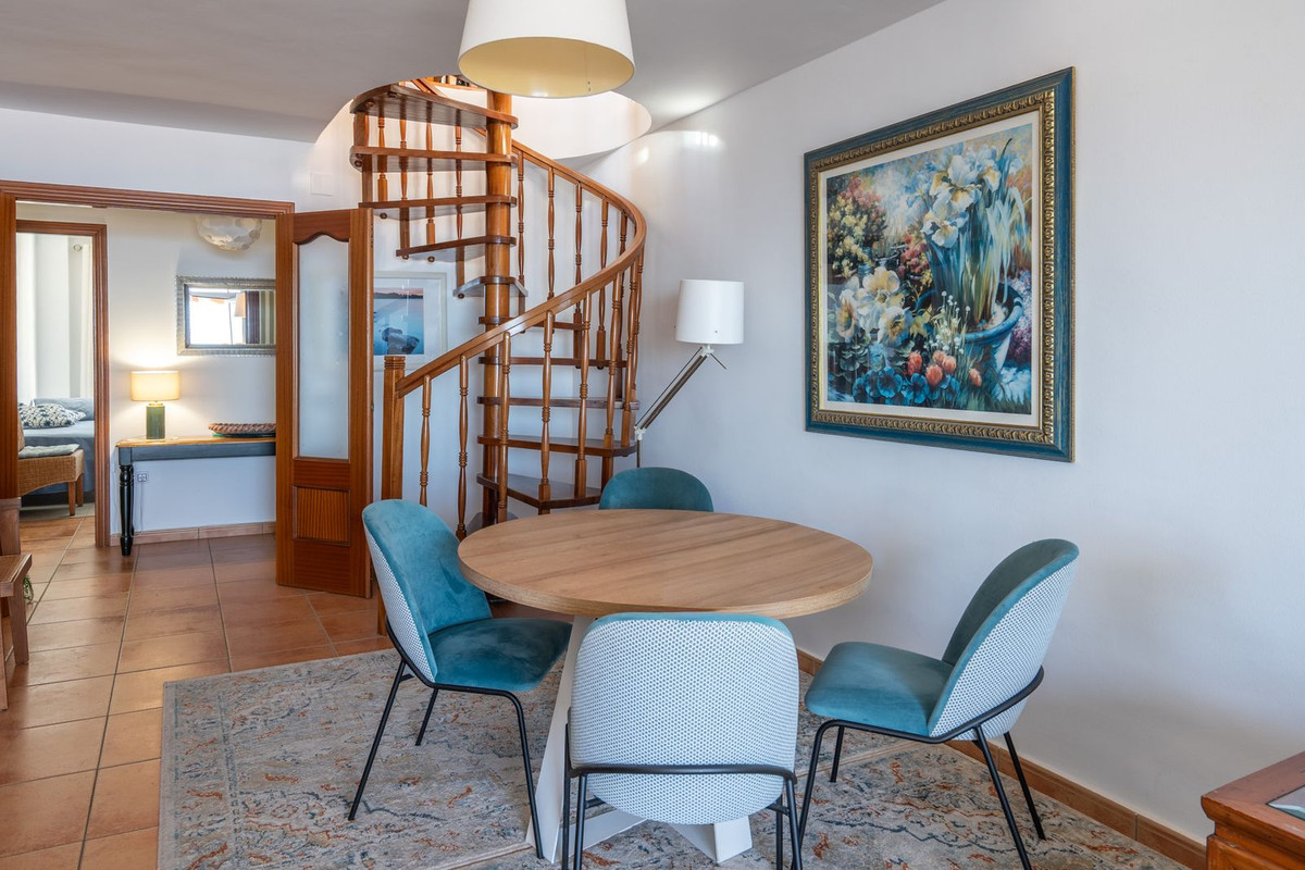 3a1186ecf9d5ec4b146ee03c883ae90d - 21